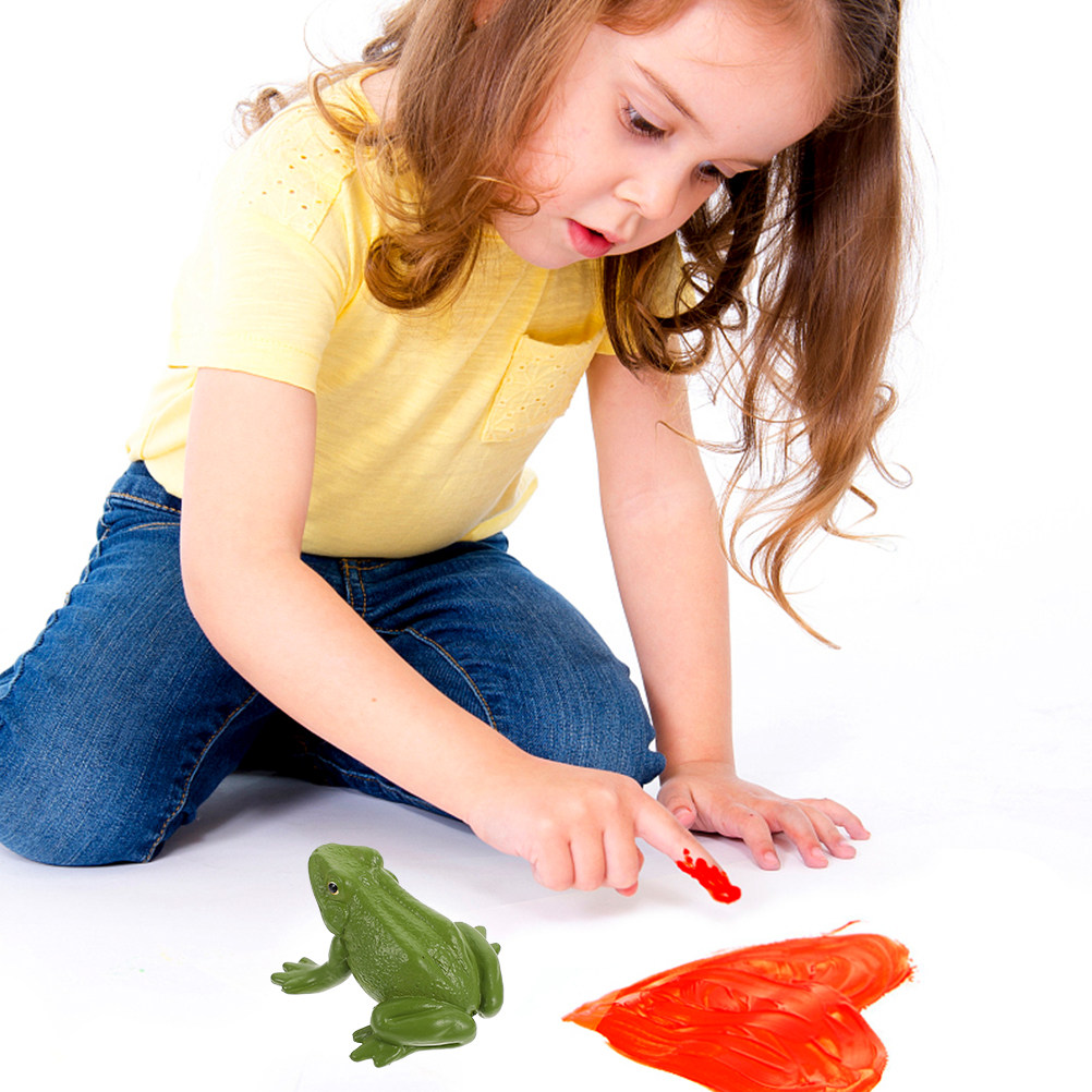 Science Toy - 2Pcs Elegant Artistic Frogs Sculpture for